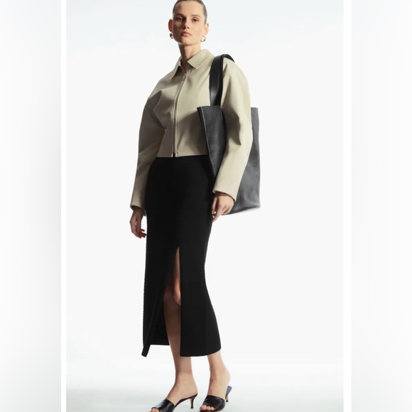 COS Textured Pencil Skirt Sz S like new - Picture 2 of 5